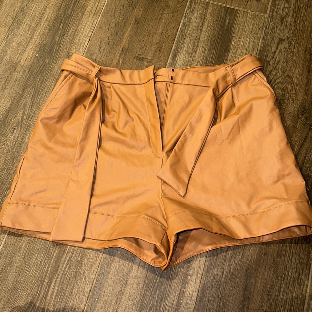 Express pleather shorts - tan!